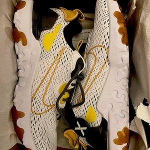 Nike React Vision Honeycomb BRAND NEW 10.5